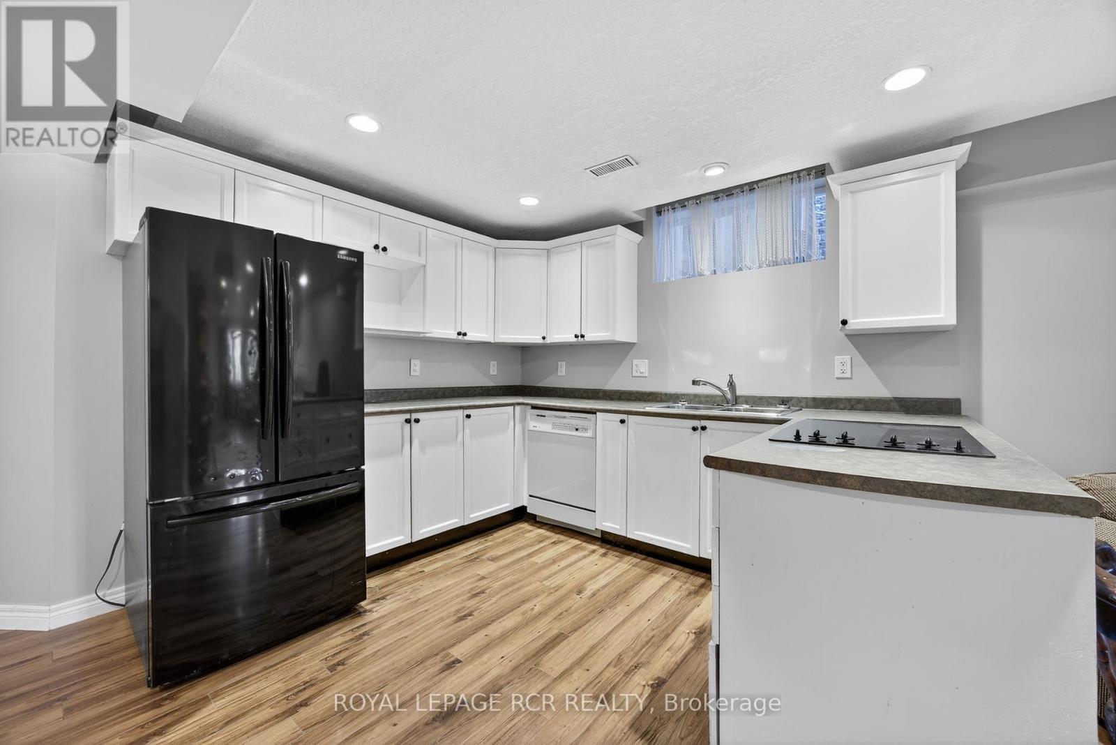 24 Tascona Court, Barrie, Ontario  L4M 0C5 - Photo 37 - S12428252