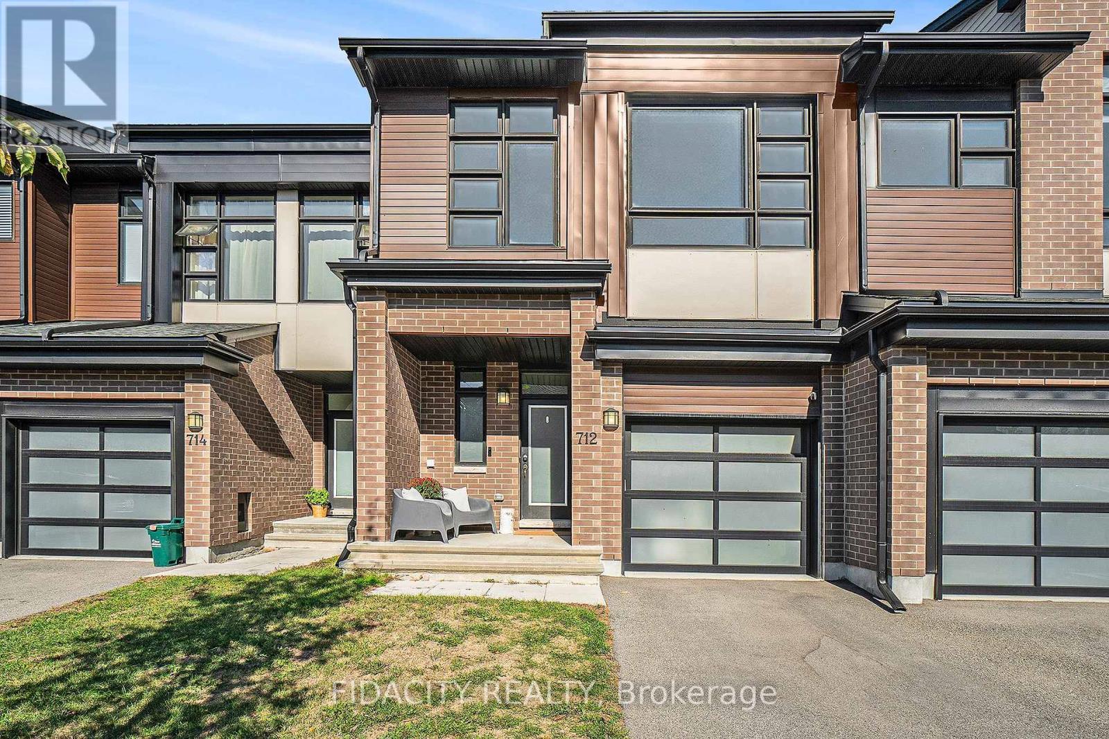 712 TWIST WAY, Ottawa, Ontario