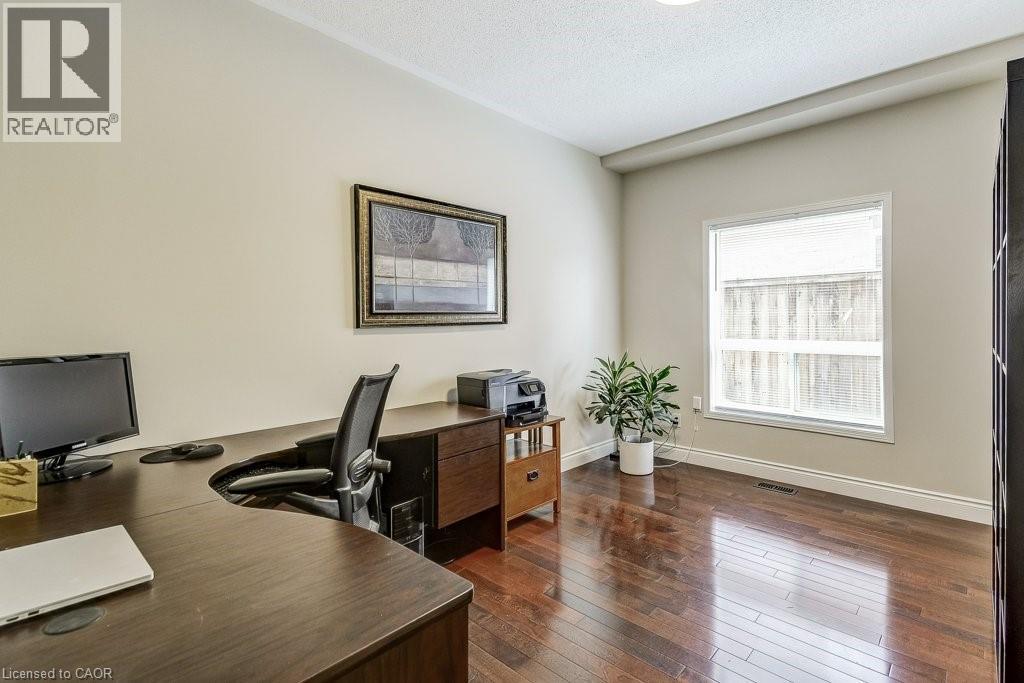 98 Davidson Boulevard, Dundas, Ontario  L9H 7M4 - Photo 12 - 40775600