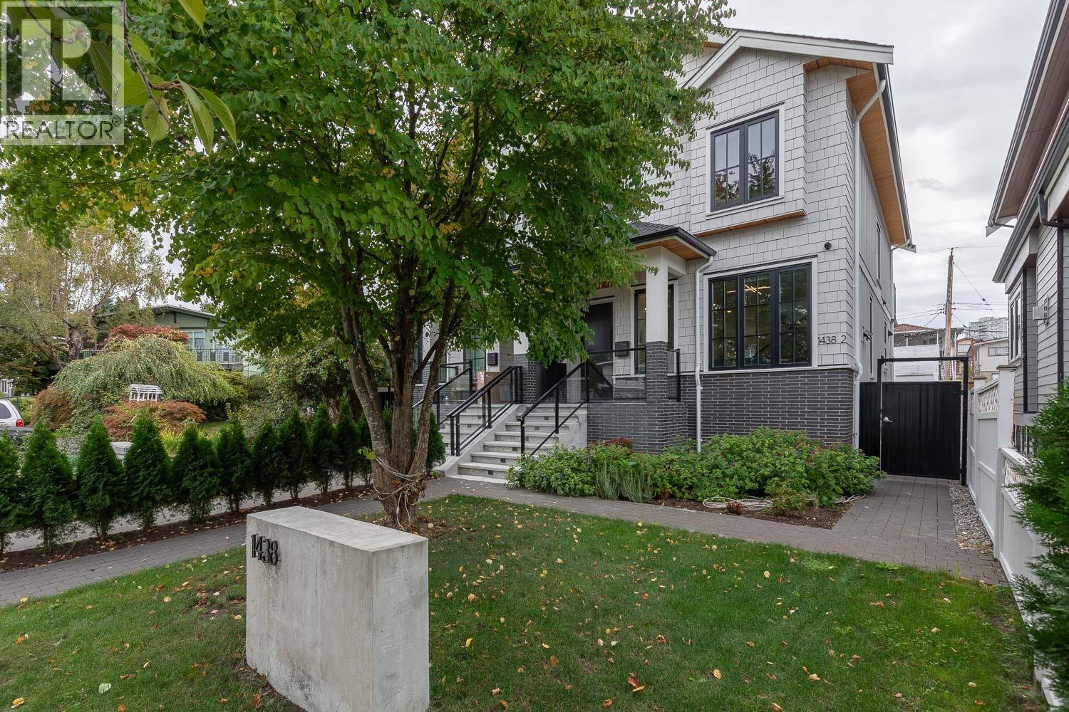 1438 E 17th Avenue, Vancouver, British Columbia  V5N 2G8 - Photo 2 - R3054252