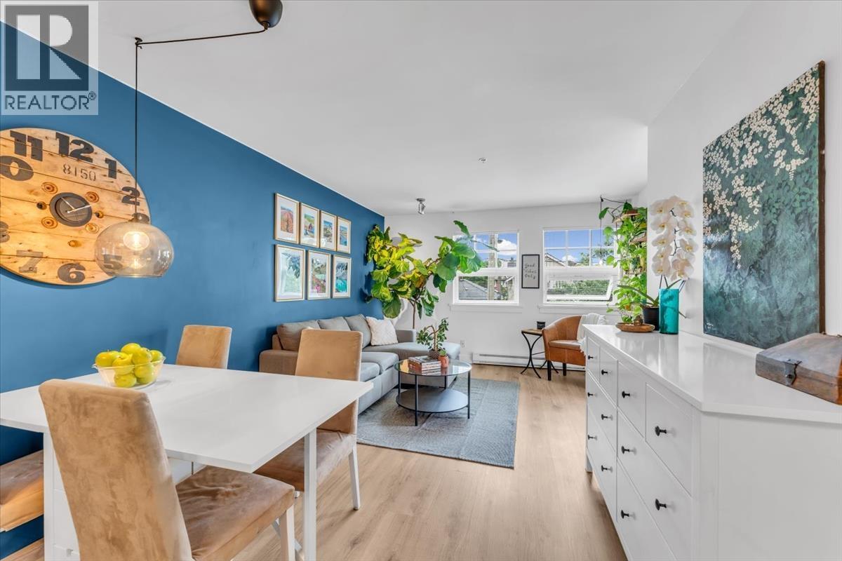 305 930 W 16th Avenue, Vancouver, British Columbia  V5Z 1T2 - Photo 3 - R3054301