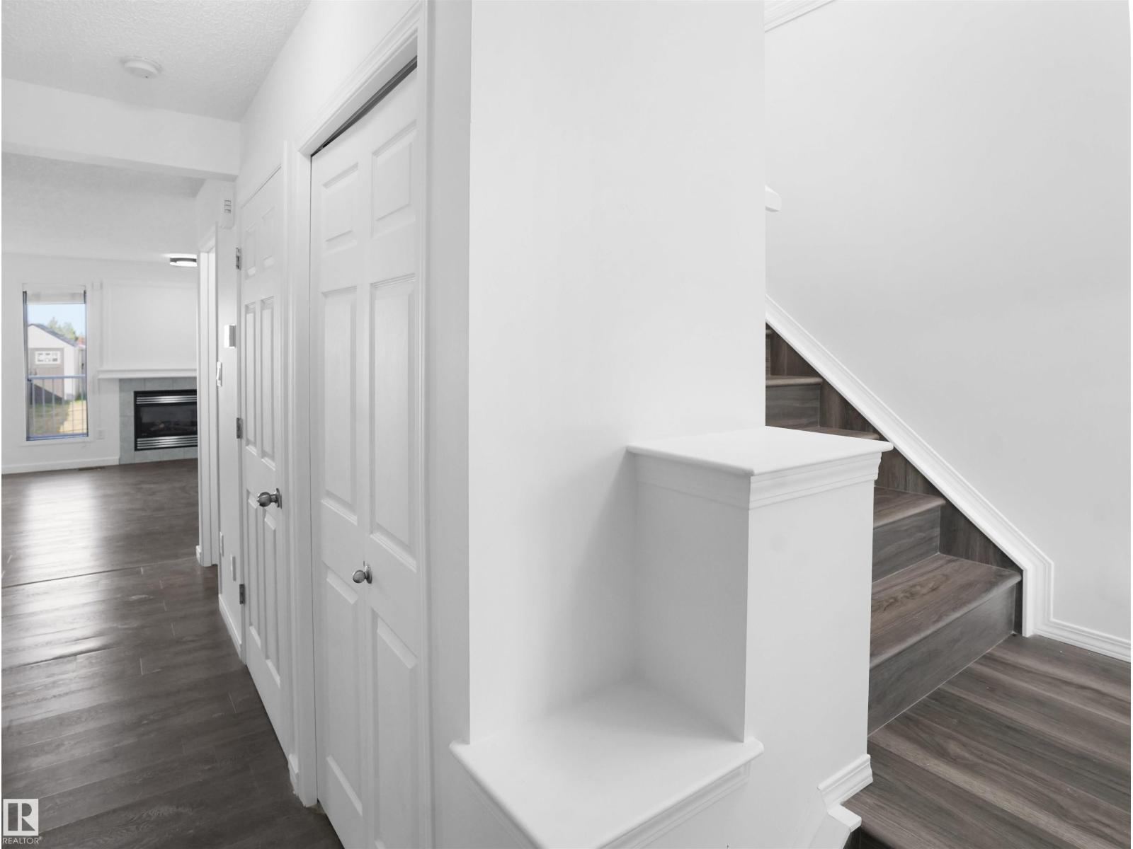2832 26 St Nw, Edmonton, Alberta  T6T 2A2 - Photo 6 - E4460134