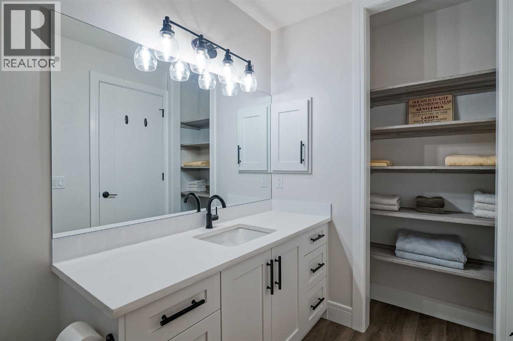 60 Walcrest Hill Se, Calgary, Alberta  T2X 4V9 - Photo 39 - A2257074