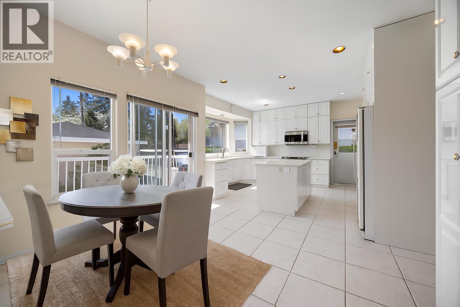 4080 Brandon Street, Burnaby, British Columbia  V5G 2P8 - Photo 11 - R3054323