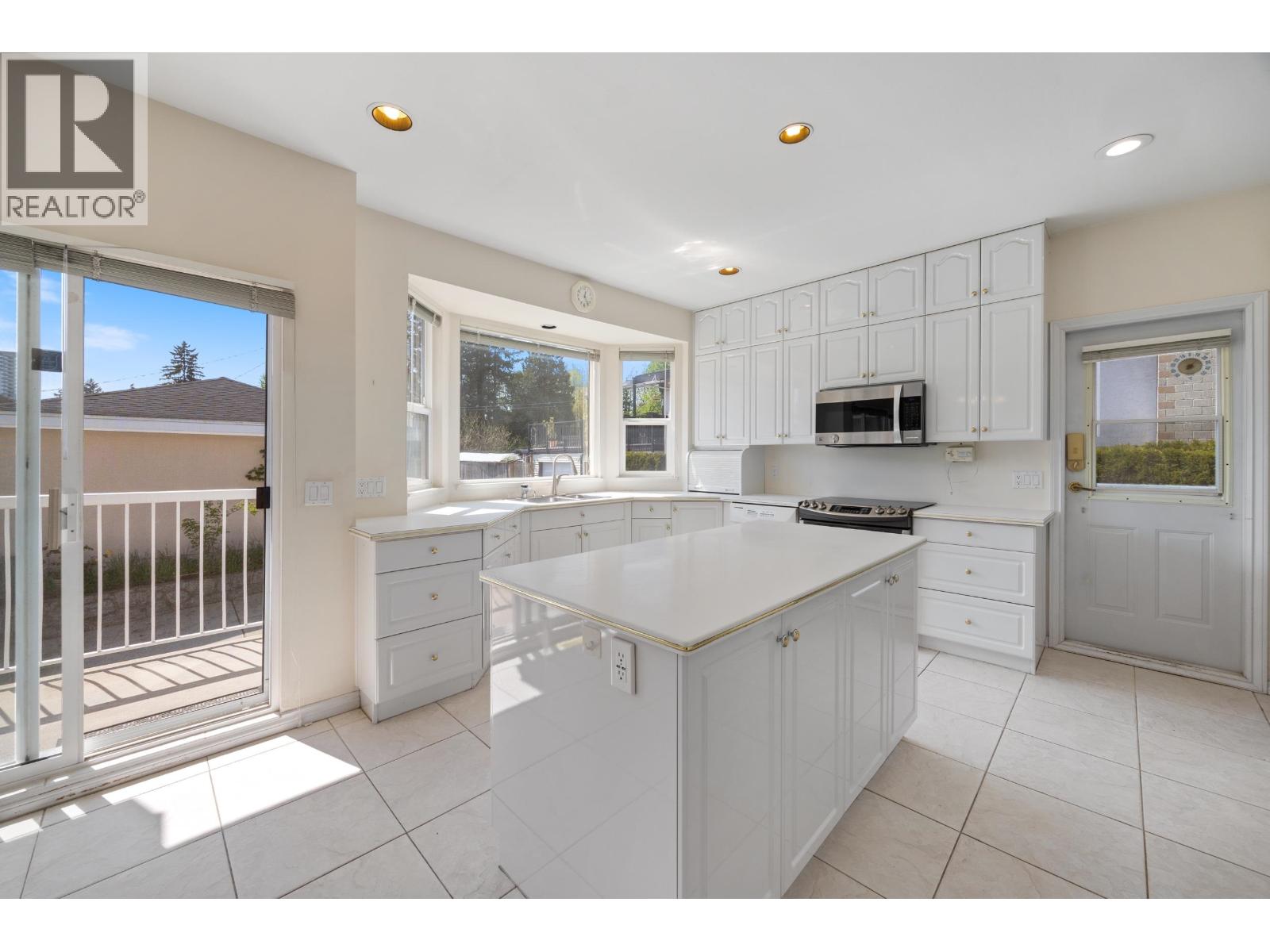 4080 Brandon Street, Burnaby, British Columbia  V5G 2P8 - Photo 15 - R3054323