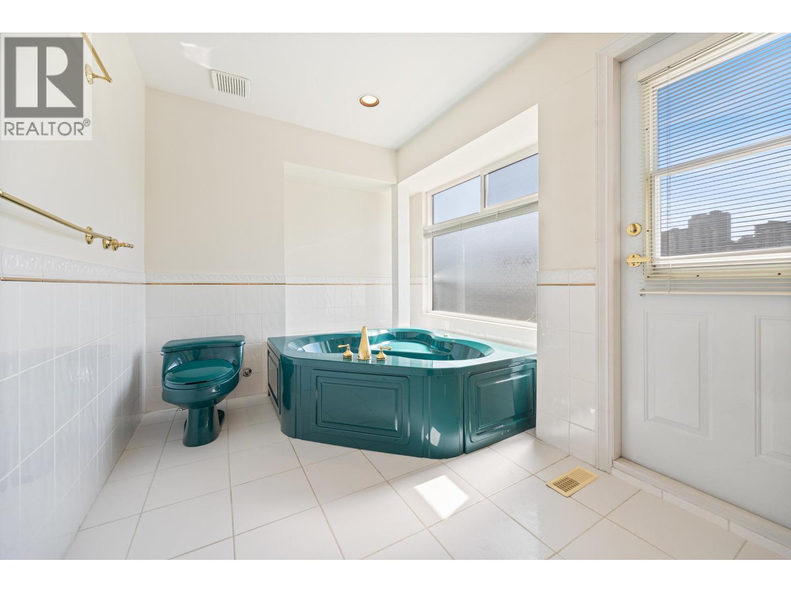 4080 Brandon Street, Burnaby, British Columbia  V5G 2P8 - Photo 24 - R3054323