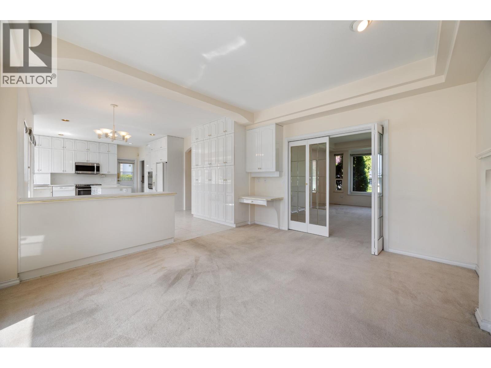 4080 Brandon Street, Burnaby, British Columbia  V5G 2P8 - Photo 8 - R3054323