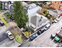 228 E 26TH AVENUE, Vancouver, British Columbia