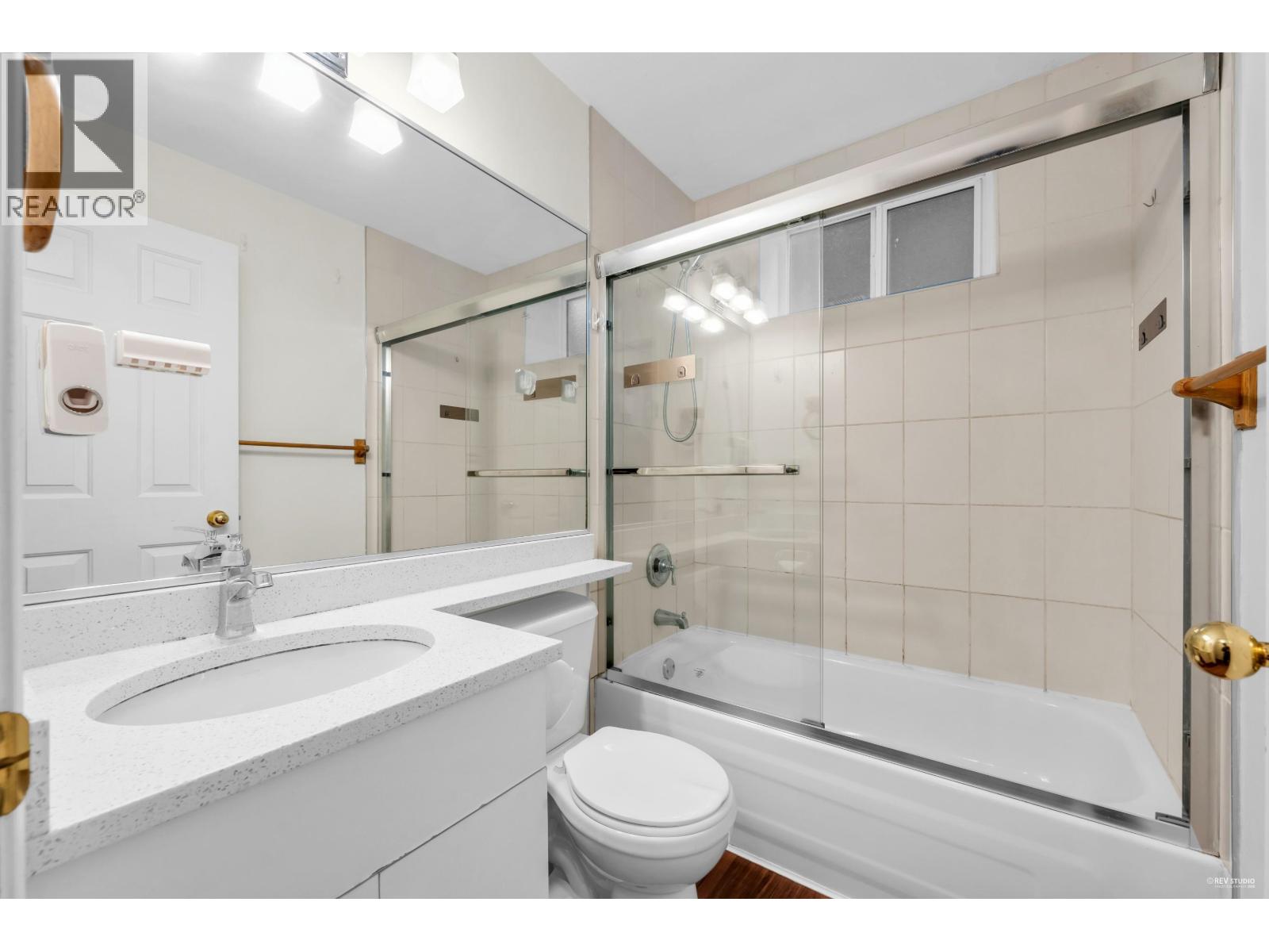 7866 14th Avenue, Burnaby, British Columbia  V3N 2B2 - Photo 25 - R3054070
