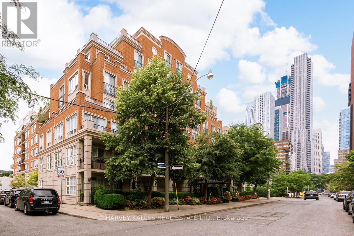 302 - 77 Mcmurrich Street, Toronto (Annex), Ontario  M5R 3V3 - Photo 3 - C12438802