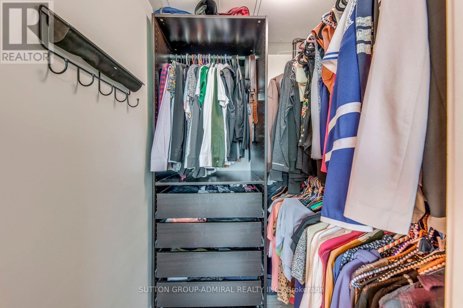709 - 219 Fort York Boulevard, Toronto, Ontario  M5V 1B1 - Photo 11 - C12438803