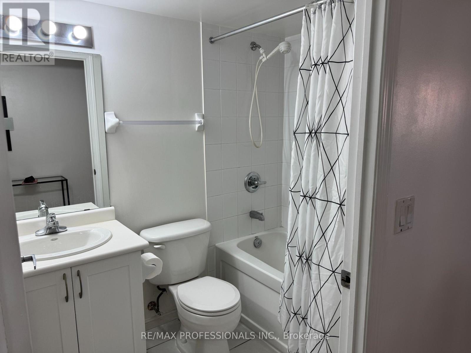 314 - 4 Elsinore Path, Toronto, Ontario  M8V 4G7 - Photo 11 - W12432300