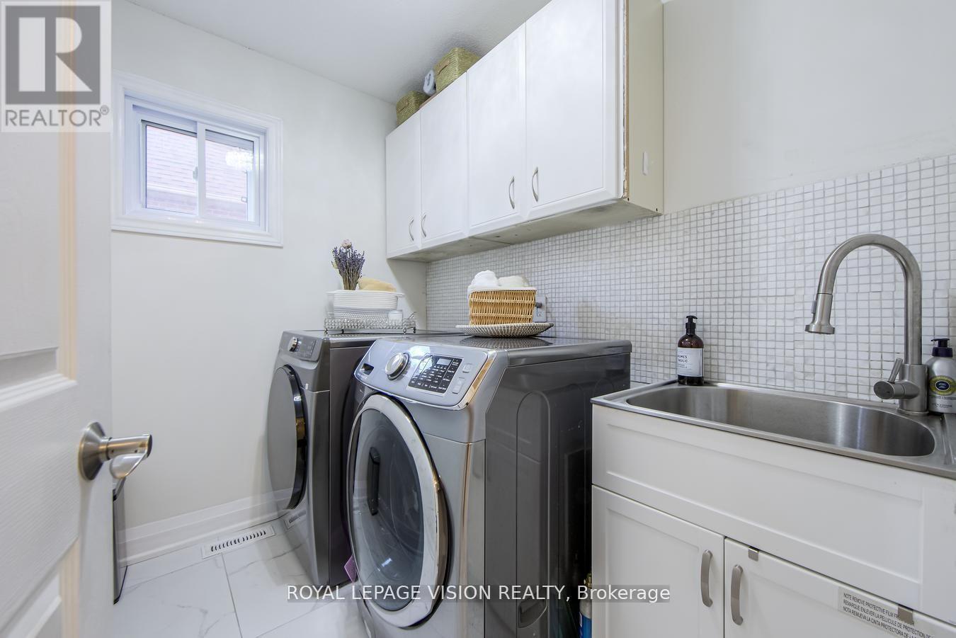 28 Valley Centre Drive S, Toronto, Ontario  M1X 1K7 - Photo 24 - E12438801