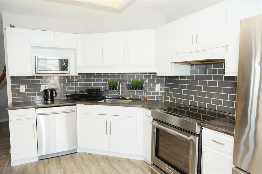 39 Dufort Place, Winnipeg, Manitoba  R3V 1V3 - Photo 8 - 202525626