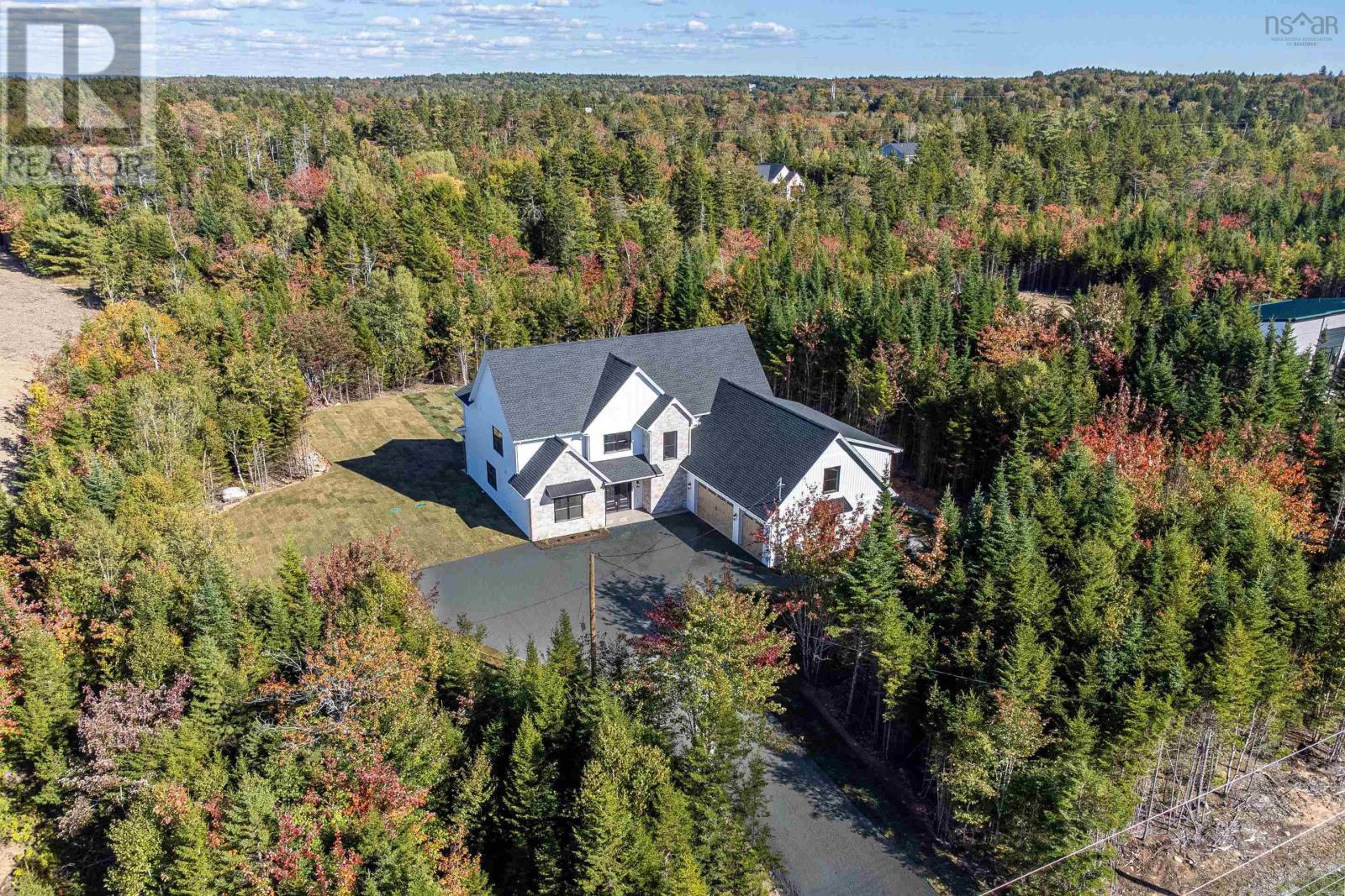 372 Canoe Crescent, Hammonds Plains, Nova Scotia