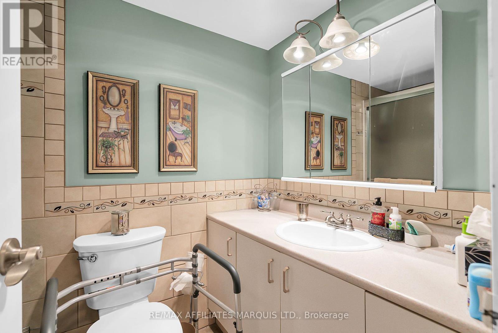 302 - 308 Second Street E, Cornwall, Ontario  K6H 1Z1 - Photo 15 - X12438811