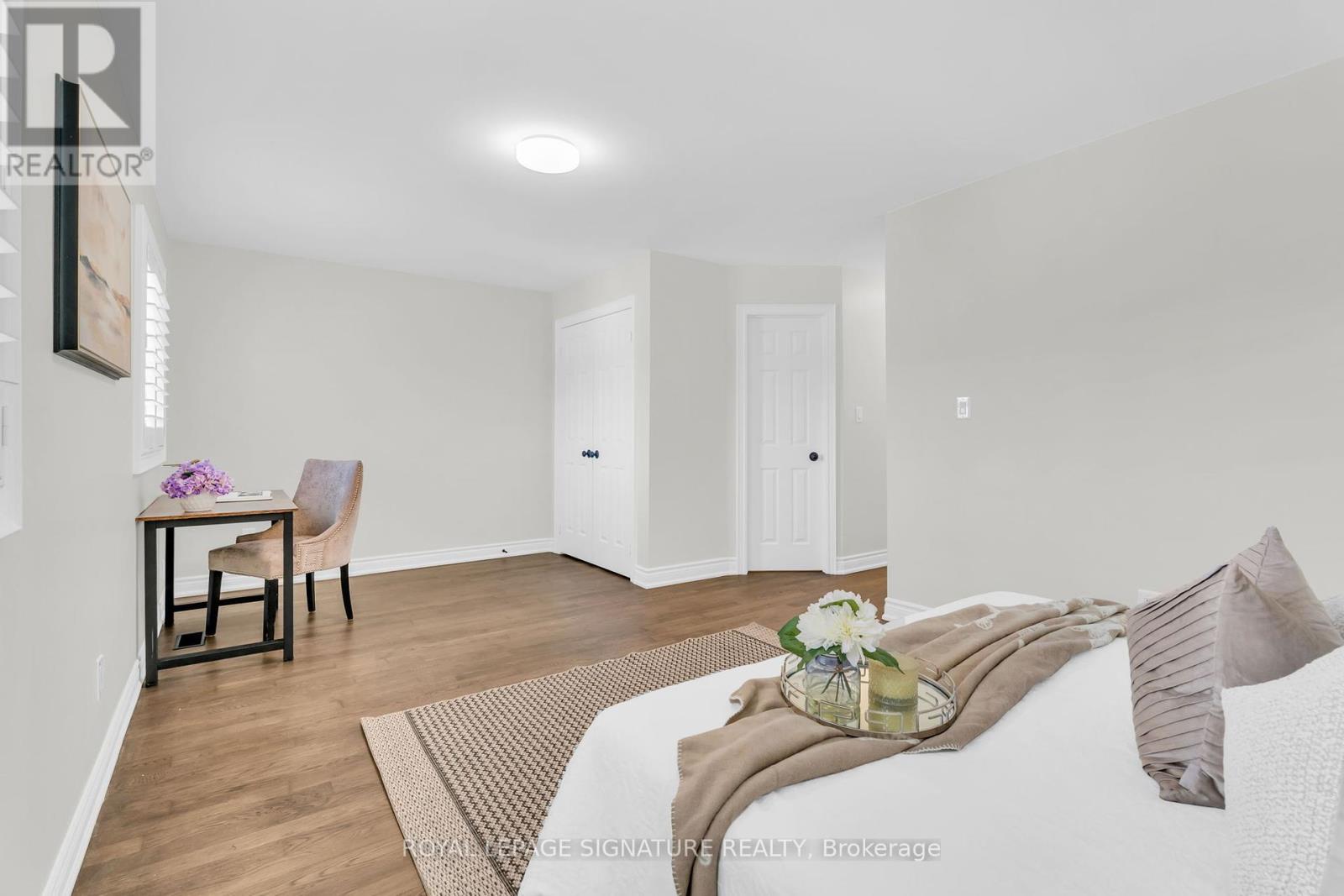 75 Thirty Second Street, Toronto, Ontario  M8W 3G5 - Photo 18 - W12438745