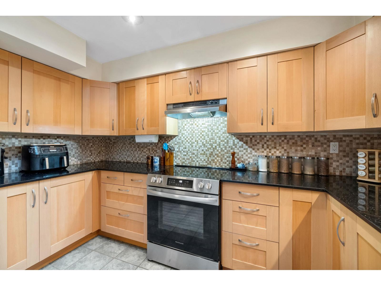 11134 Lyon Road, Delta, British Columbia  V4E 1J7 - Photo 16 - R3054249