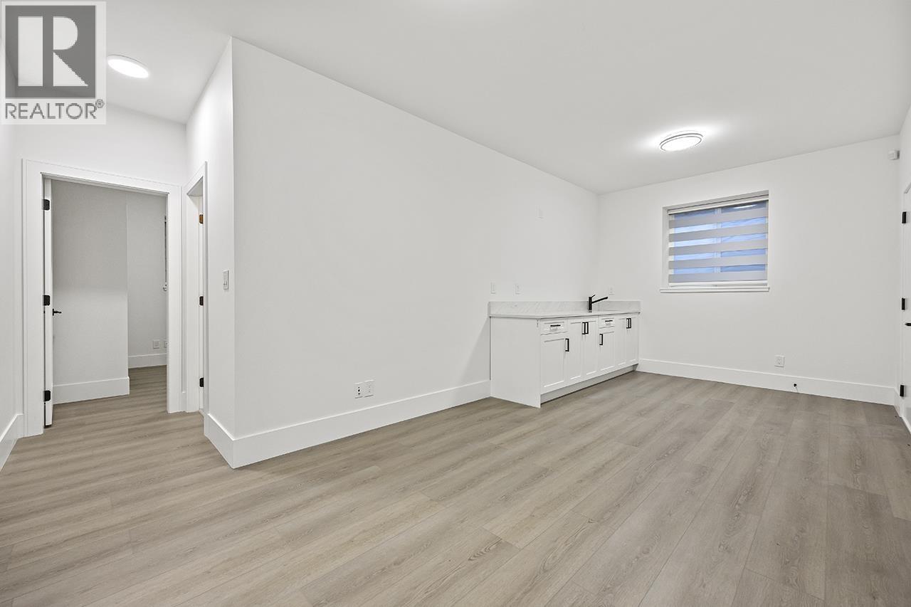 687 Folsom Street, Coquitlam, British Columbia  V3J 5A4 - Photo 32 - R3054192