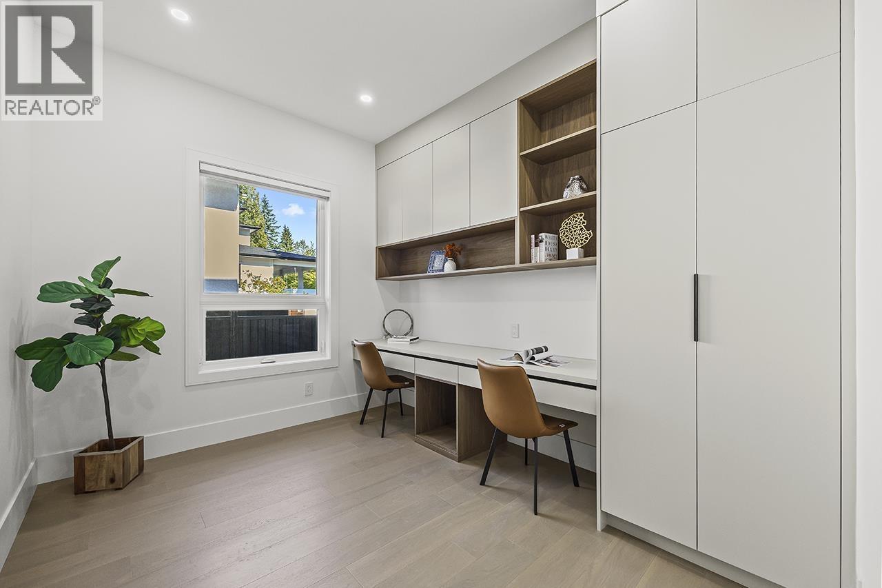 687 Folsom Street, Coquitlam, British Columbia  V3J 5A4 - Photo 7 - R3054192