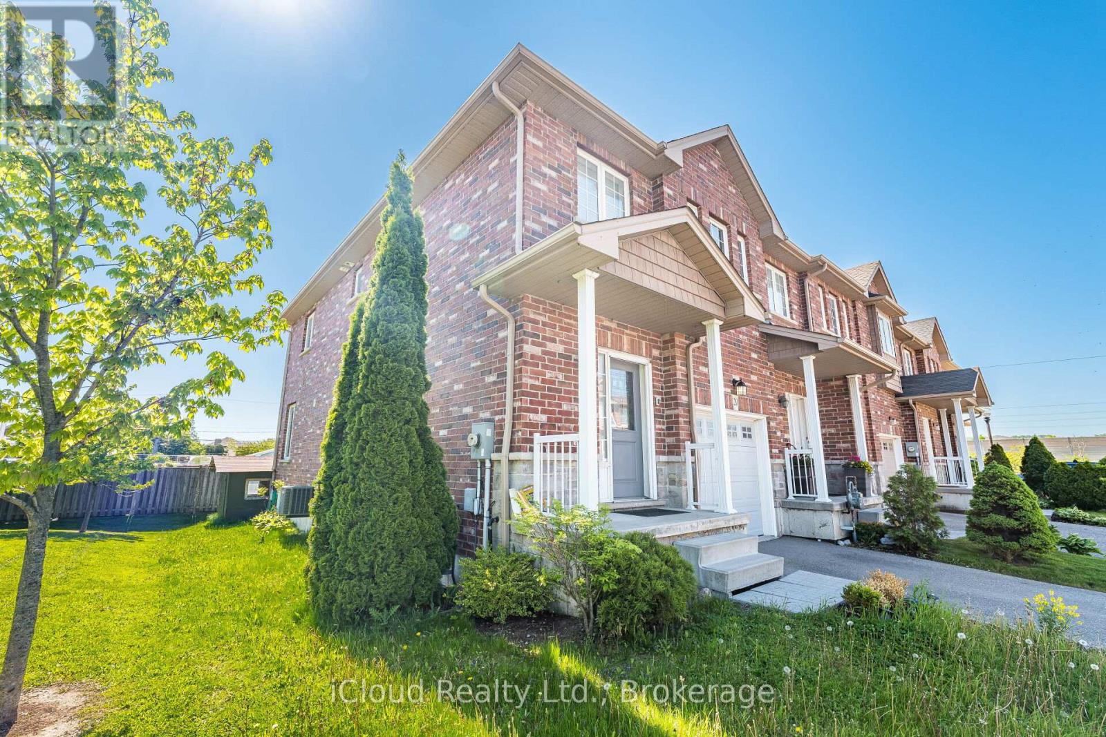 20 - 45 Seabreeze Crescent, Hamilton, Ontario  L8E 0G1 - Photo 2 - X12438783