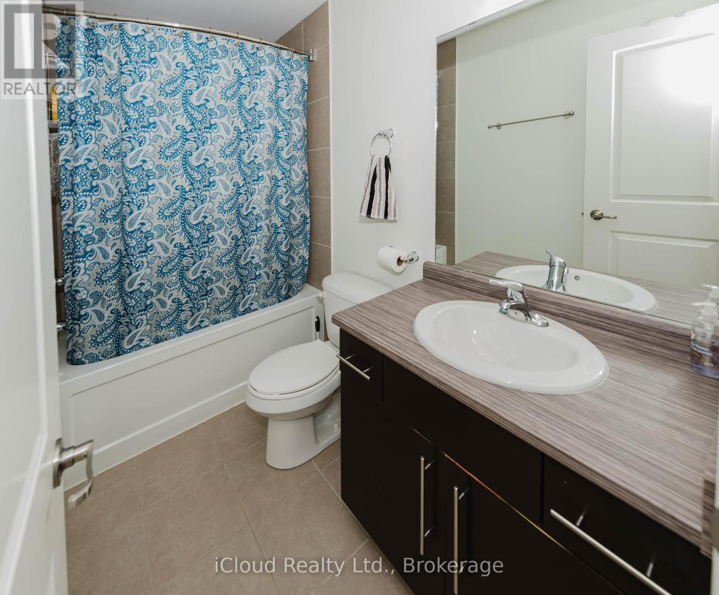32 Rolling Lane, Hamilton (Gershome), Ontario  L8K 0A1 - Photo 18 - X12438786
