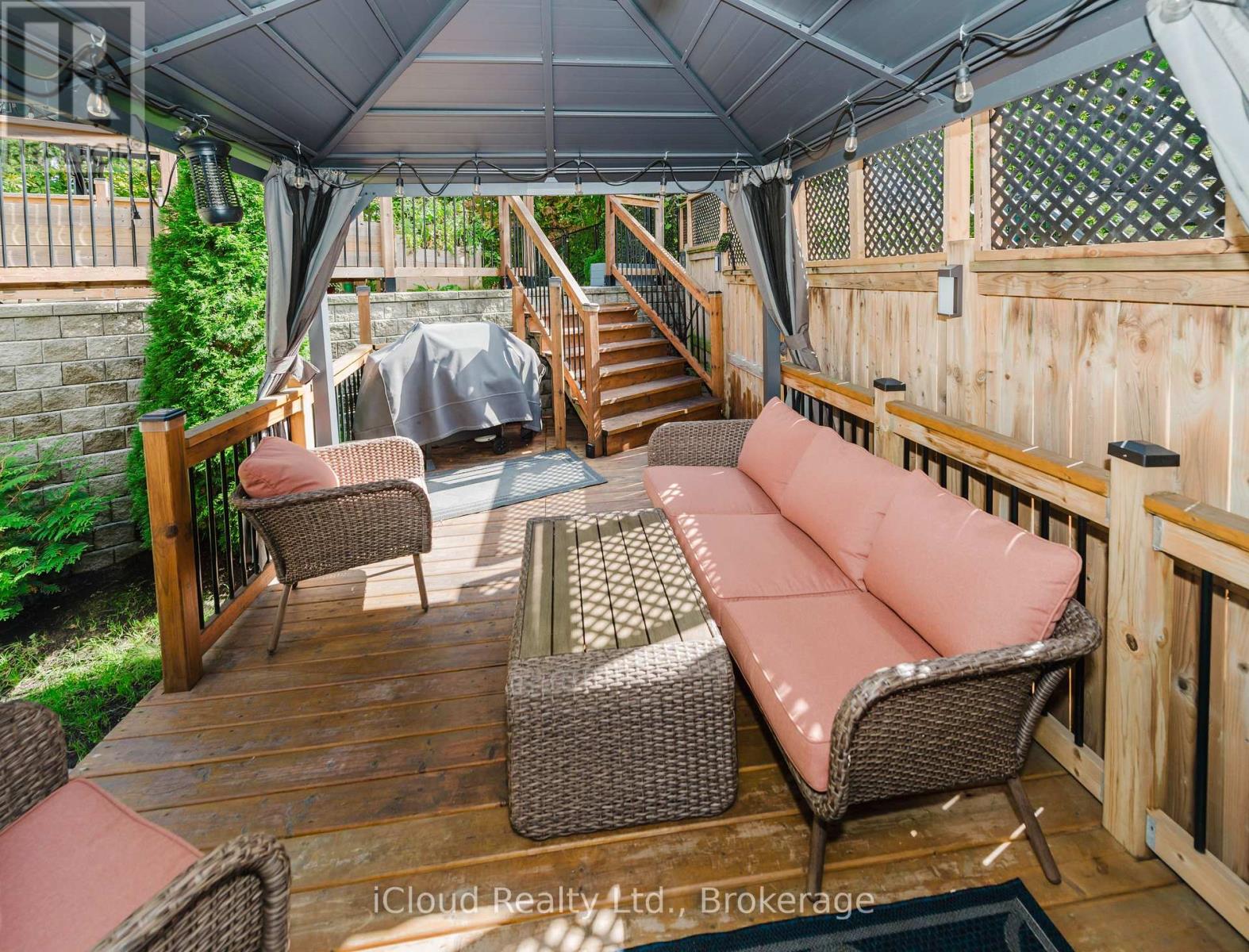 32 Rolling Lane, Hamilton (Gershome), Ontario  L8K 0A1 - Photo 34 - X12438786
