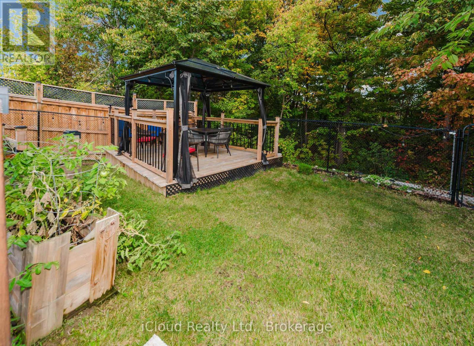 32 Rolling Lane, Hamilton (Gershome), Ontario  L8K 0A1 - Photo 42 - X12438786