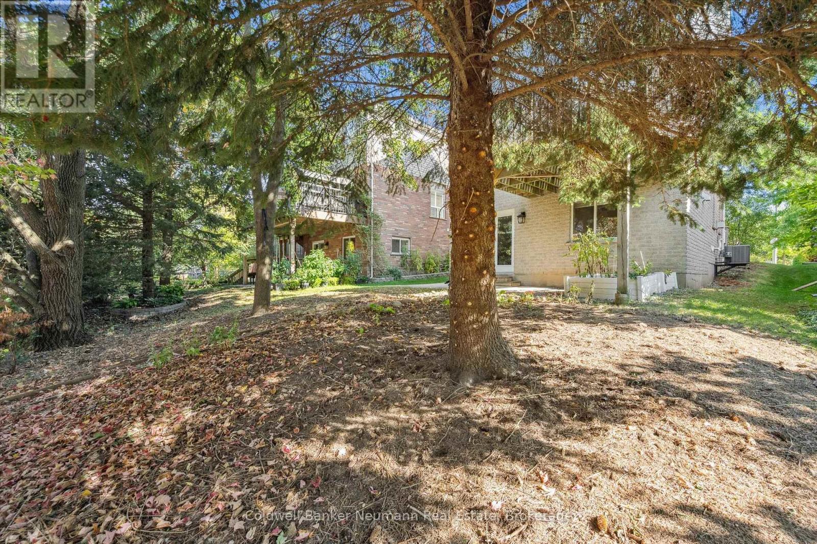 126 Farley Drive, Guelph, Ontario  N1L 1M3 - Photo 32 - X12438805