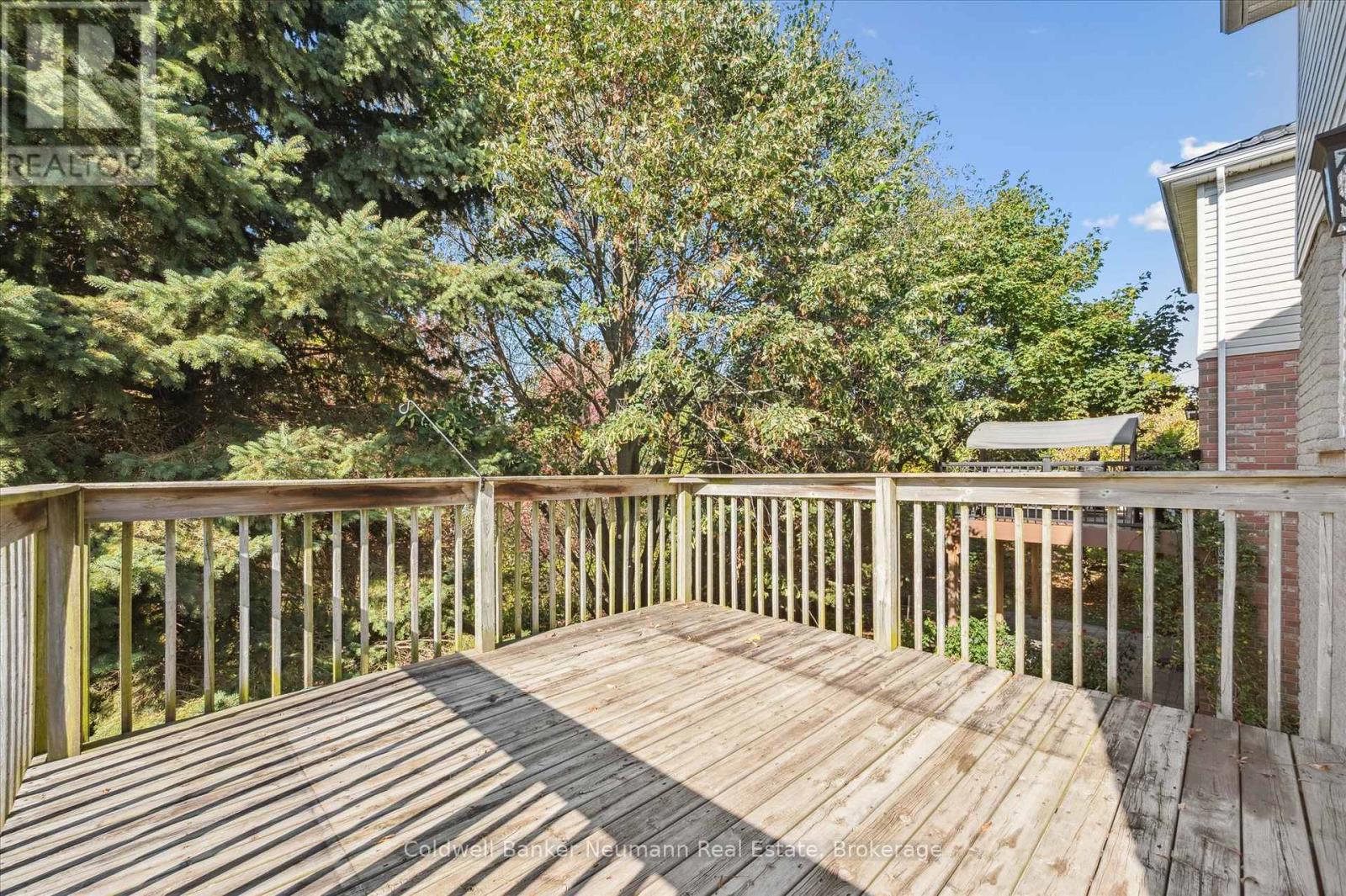 126 Farley Drive, Guelph, Ontario  N1L 1M3 - Photo 36 - X12438805
