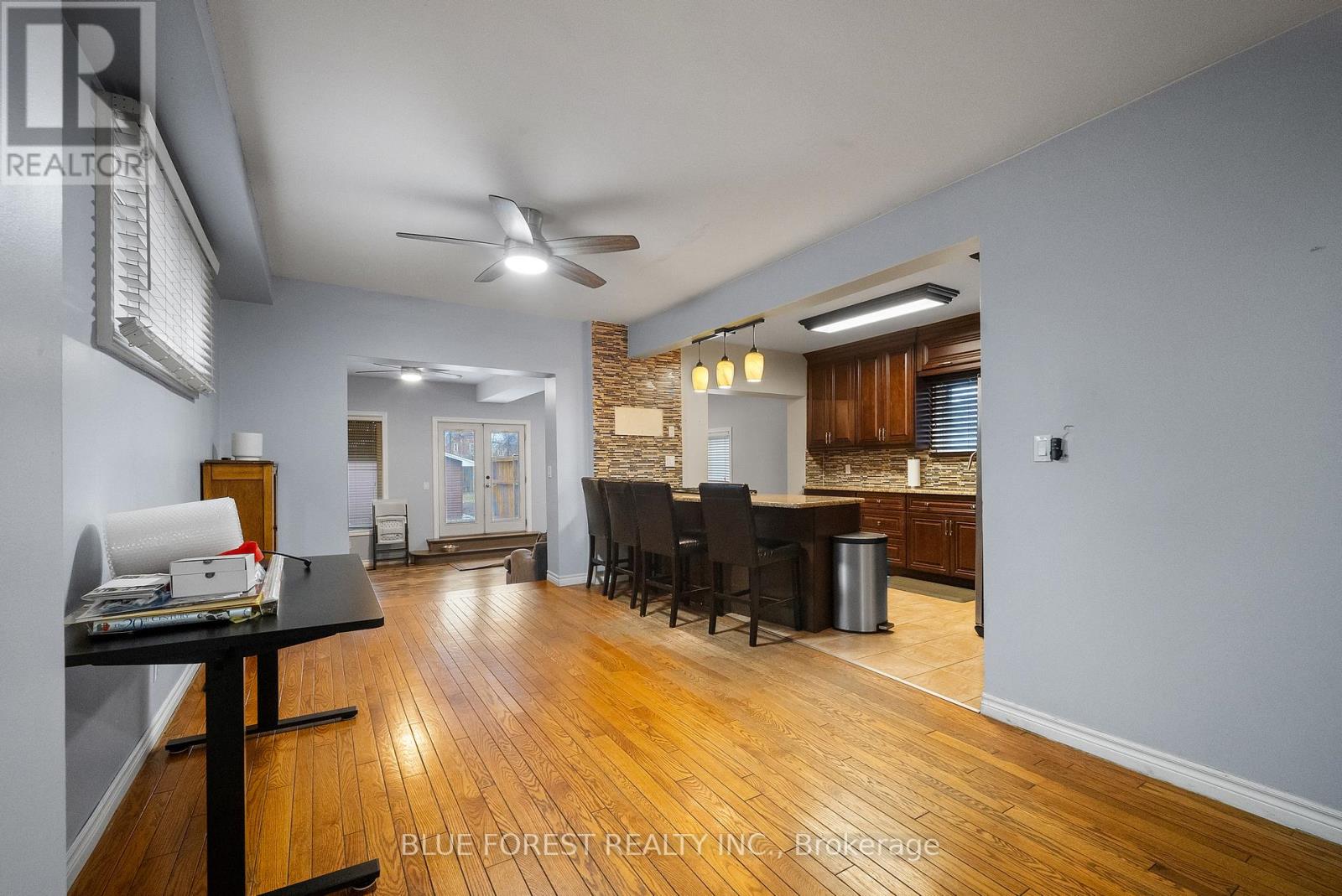 246 Grey Street, London East, Ontario  N6B 1G5 - Photo 7 - X12438827