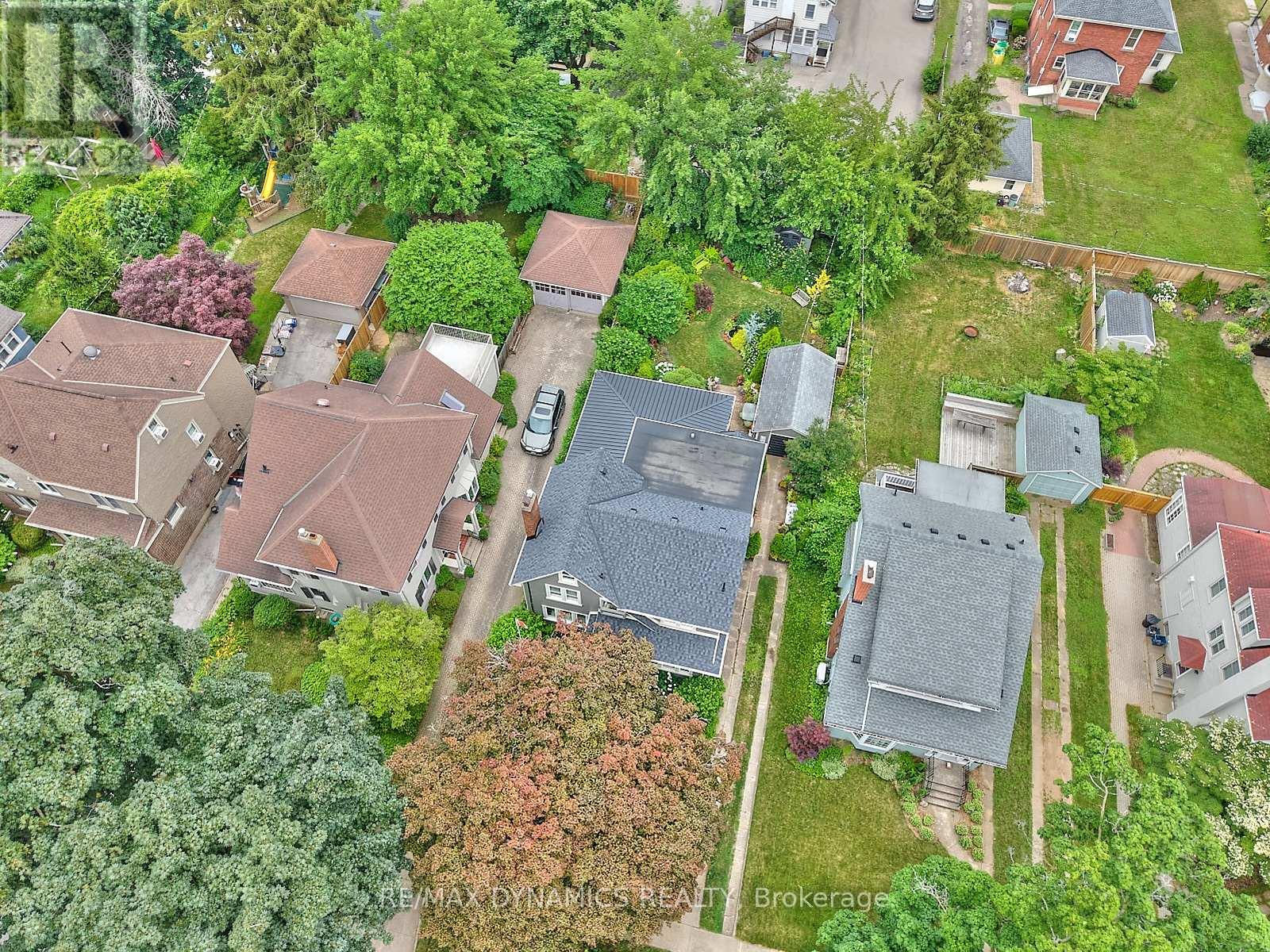 10 Thairs Avenue, St. Catharines, Ontario  L2R 6P1 - Photo 25 - X12312422