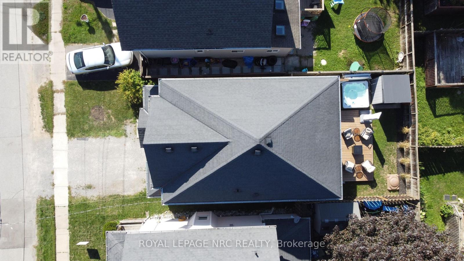 11 Violet Street, St. Catharines, Ontario  L2S 2X1 - Photo 33 - X12437573