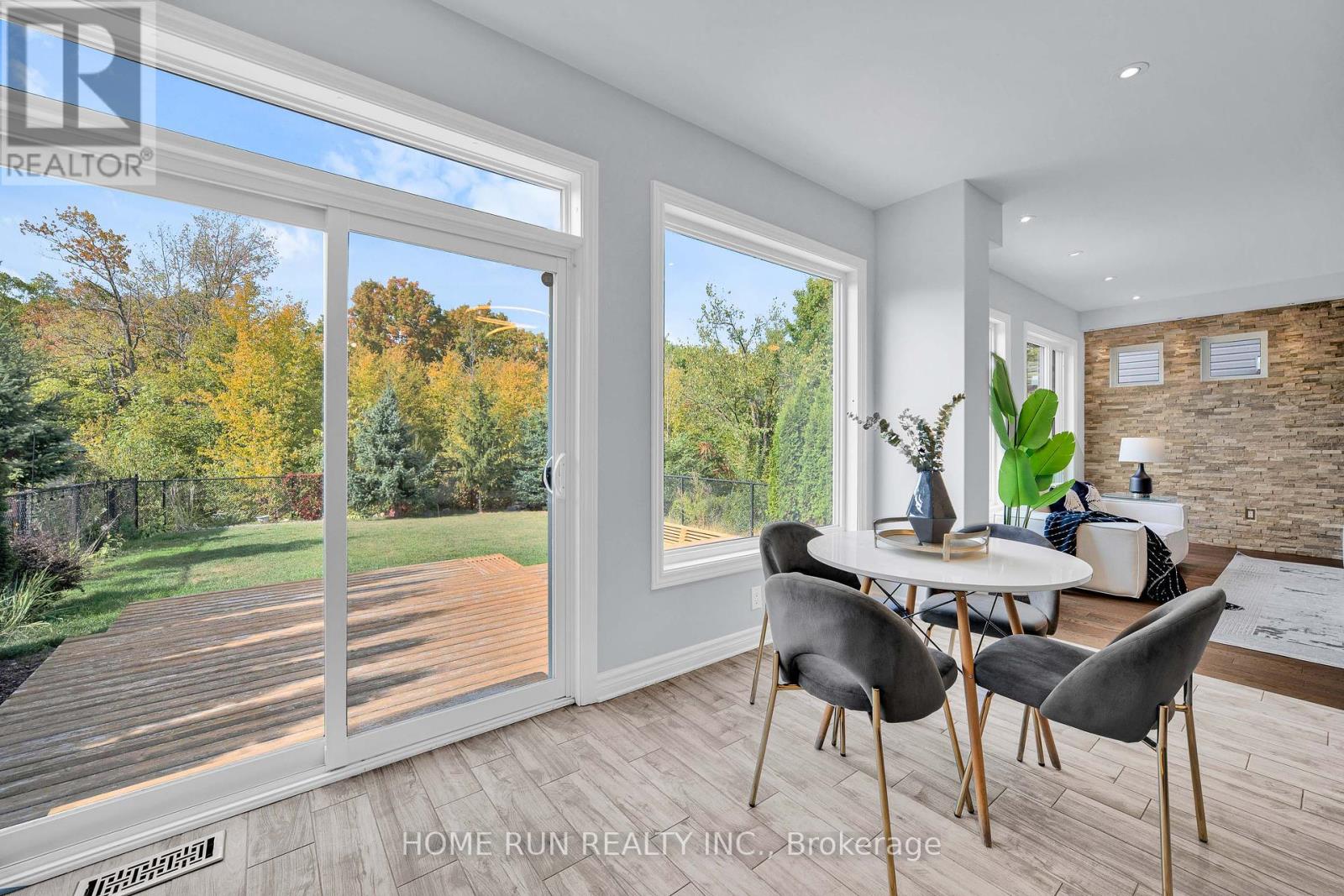 170 Escarpment Crescent, Ottawa, Ontario  K2T 0L7 - Photo 25 - X12438841