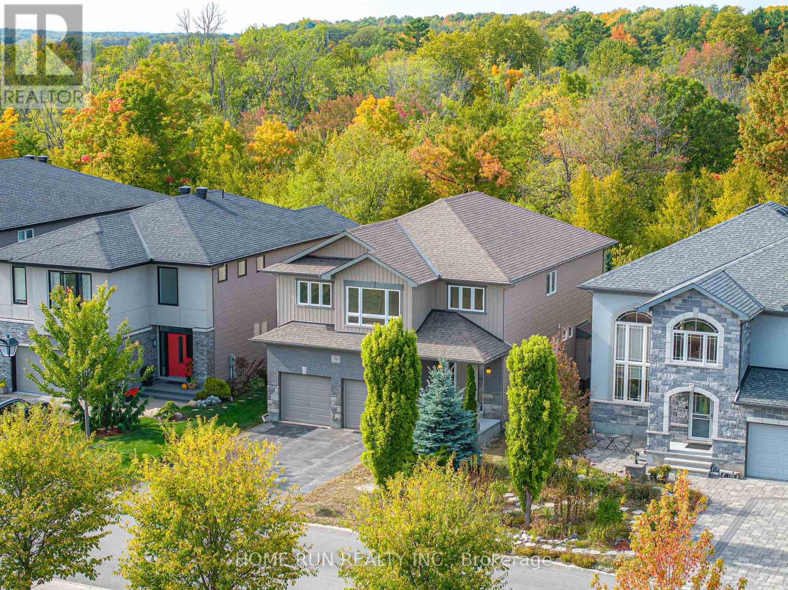 170 Escarpment Crescent, Ottawa, Ontario  K2T 0L7 - Photo 3 - X12438841