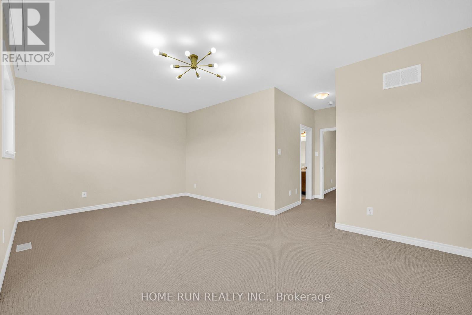 170 Escarpment Crescent, Ottawa, Ontario  K2T 0L7 - Photo 33 - X12438841
