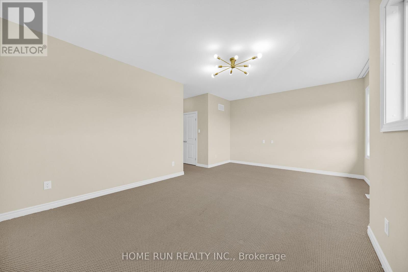 170 Escarpment Crescent, Ottawa, Ontario  K2T 0L7 - Photo 34 - X12438841