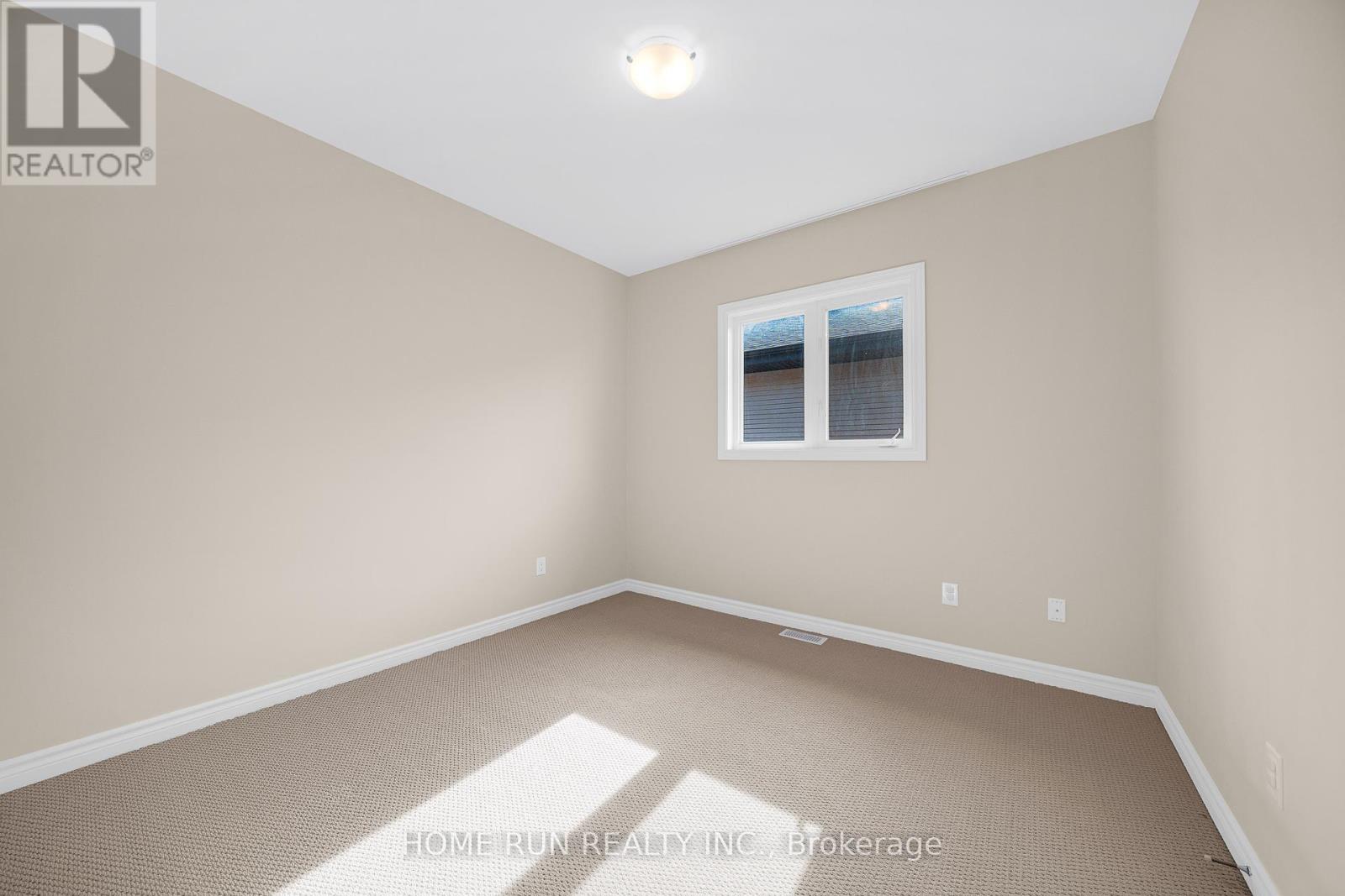 170 Escarpment Crescent, Ottawa, Ontario  K2T 0L7 - Photo 41 - X12438841