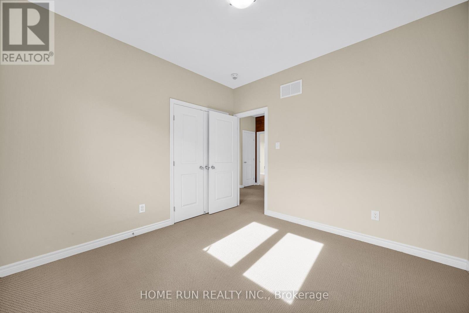 170 Escarpment Crescent, Ottawa, Ontario  K2T 0L7 - Photo 42 - X12438841