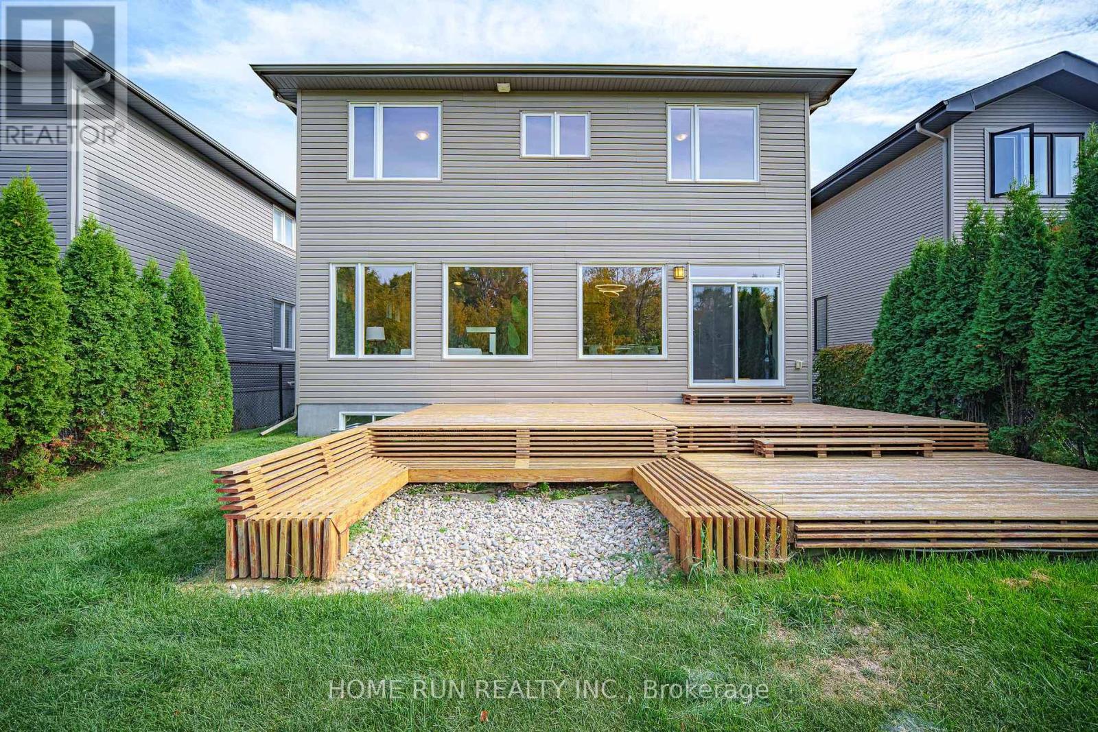 170 Escarpment Crescent, Ottawa, Ontario  K2T 0L7 - Photo 46 - X12438841