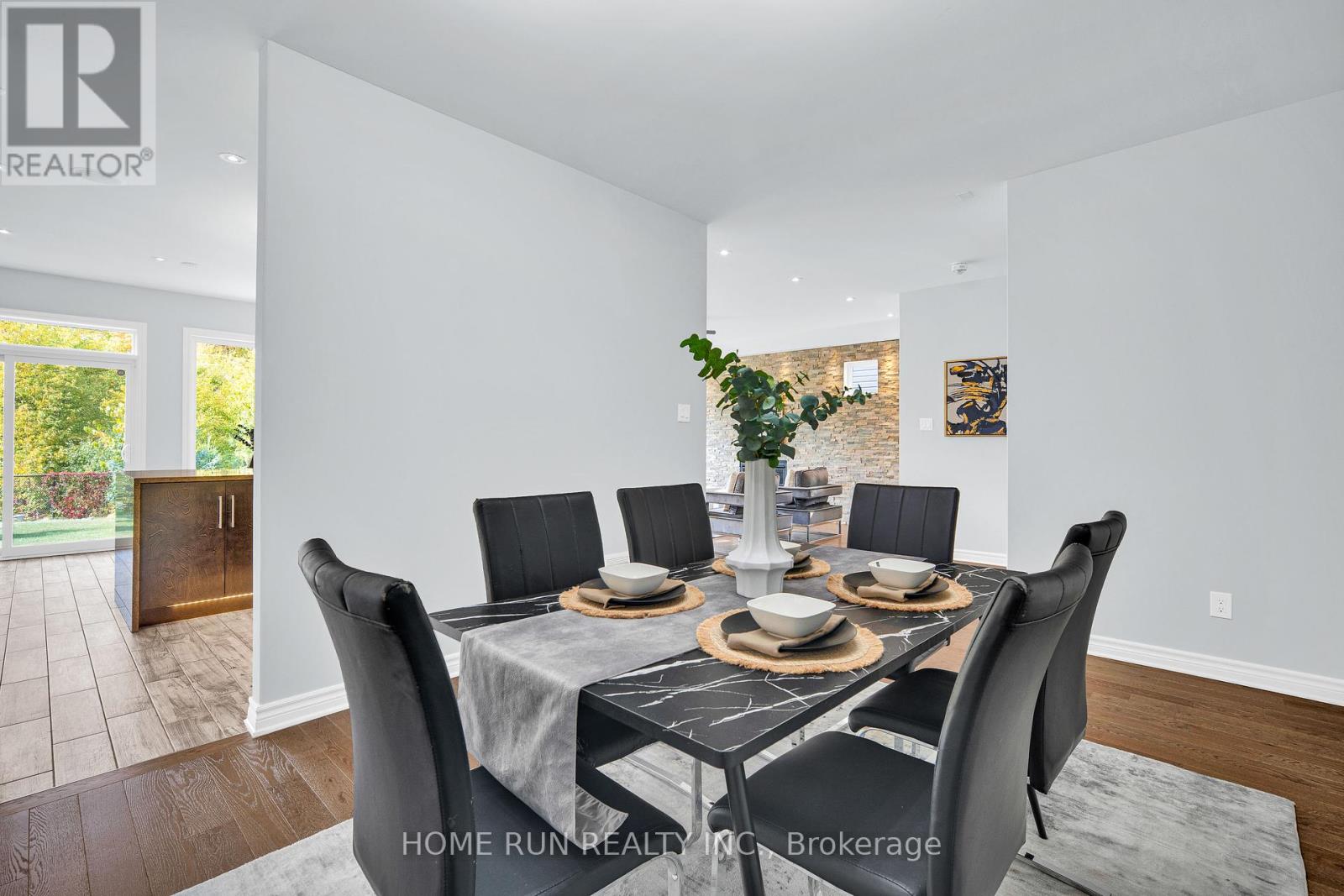 170 Escarpment Crescent, Ottawa, Ontario  K2T 0L7 - Photo 9 - X12438841