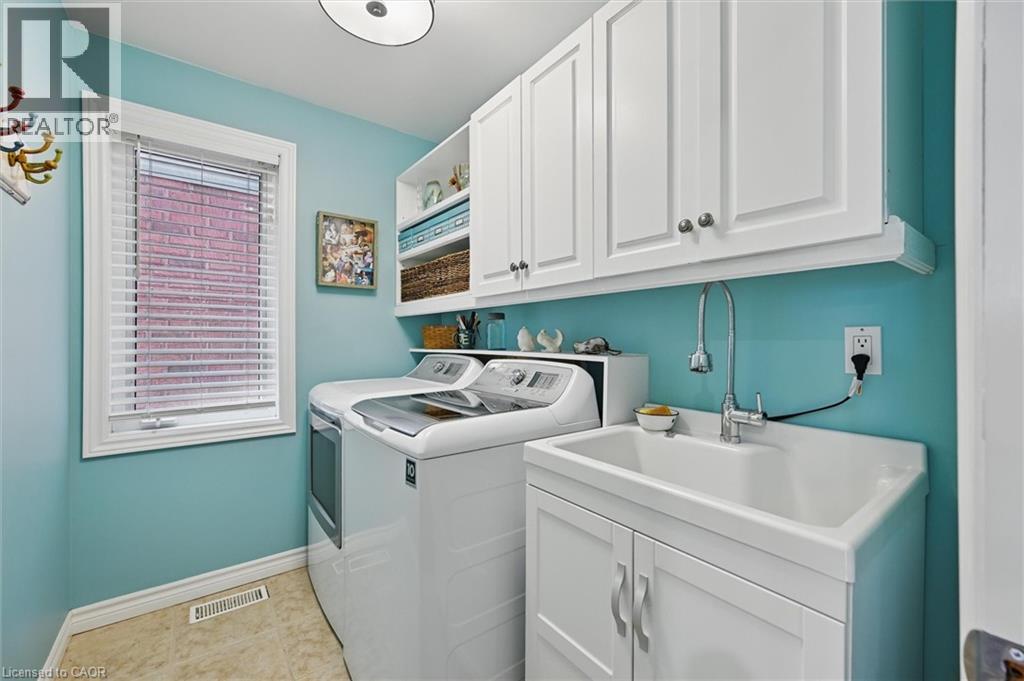 62 Valridge Drive, Ancaster, Ontario  L9G 4Y7 - Photo 8 - 40762255
