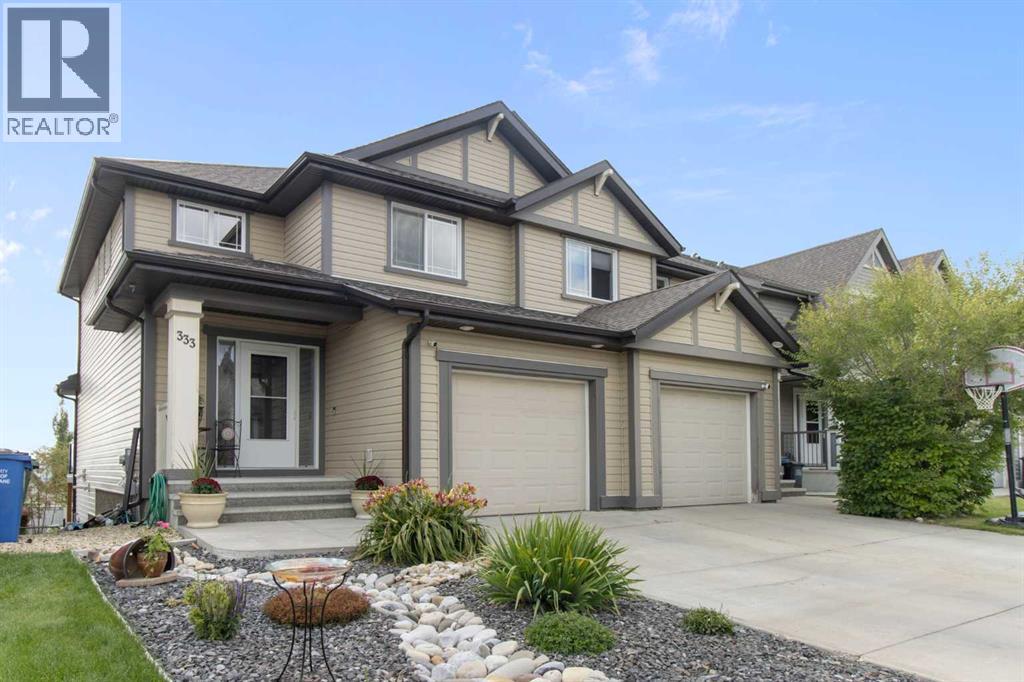 333 Sunset Common, Cochrane, Alberta  T4C 0L8 - Photo 3 - A2245363