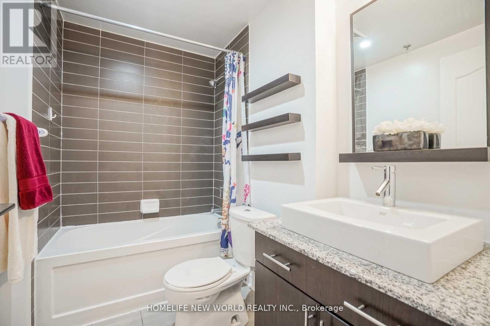 802 - 2756 Old Leslie Street, Toronto, Ontario  M2K 0E2 - Photo 5 - C12438810