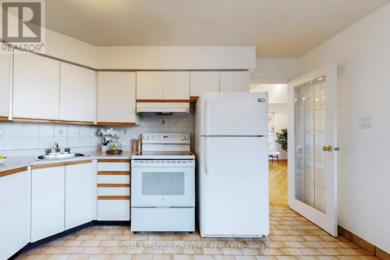 1205 - 5795 Yonge Street, Toronto, Ontario  M2M 4J3 - Photo 22 - C12438830