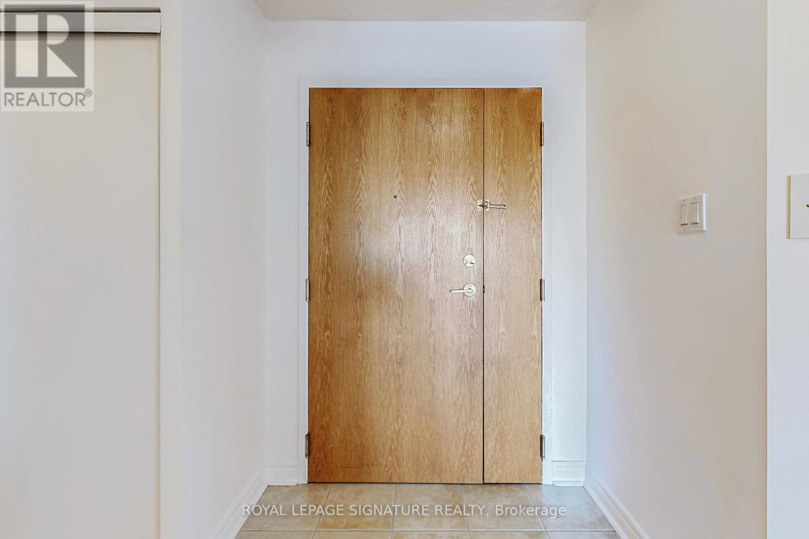 1205 - 5795 Yonge Street, Toronto, Ontario  M2M 4J3 - Photo 7 - C12438830