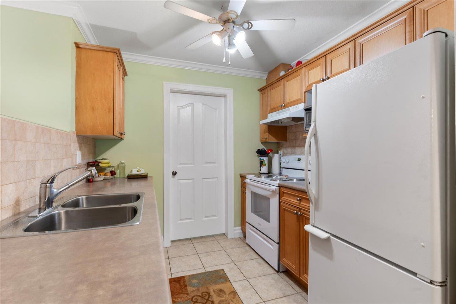 101 45769 Stevenson Road, Sardis East Vedder, Chilliwack, British Columbia V2R 5Z2 - Photo 6 - R3053998