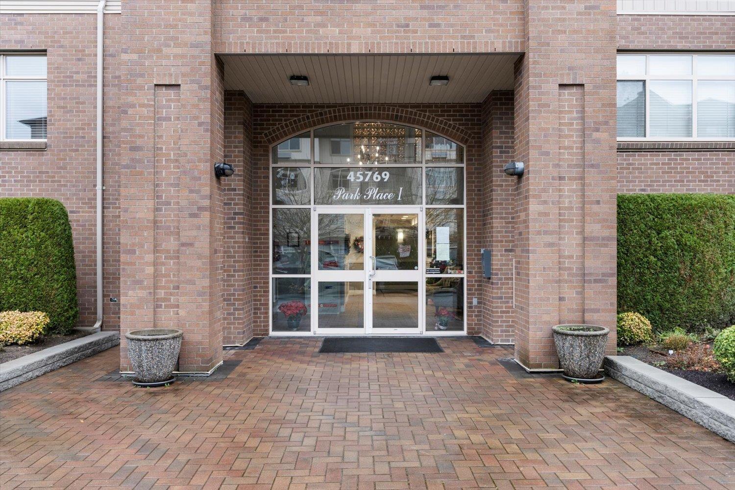 101 45769 Stevenson Road, Sardis East Vedder, Chilliwack, British Columbia V2R 5Z2 - Photo 4 - R3053998