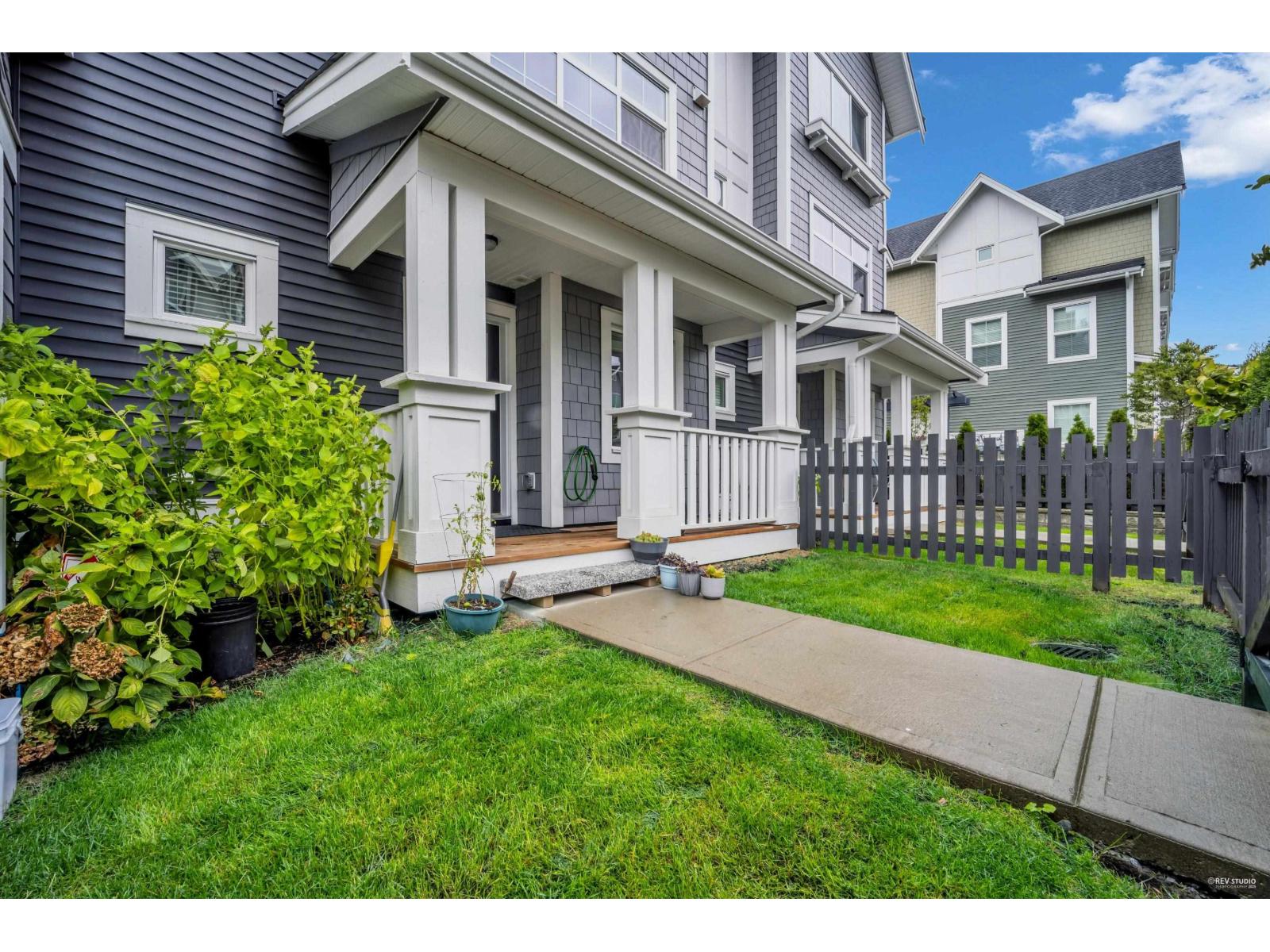 122 20180 84 AVENUE, Langley, British Columbia