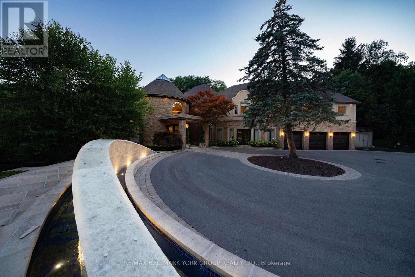 24 Dew Drop Court, Vaughan, Ontario  L6A 1E9 - Photo 4 - N12210649